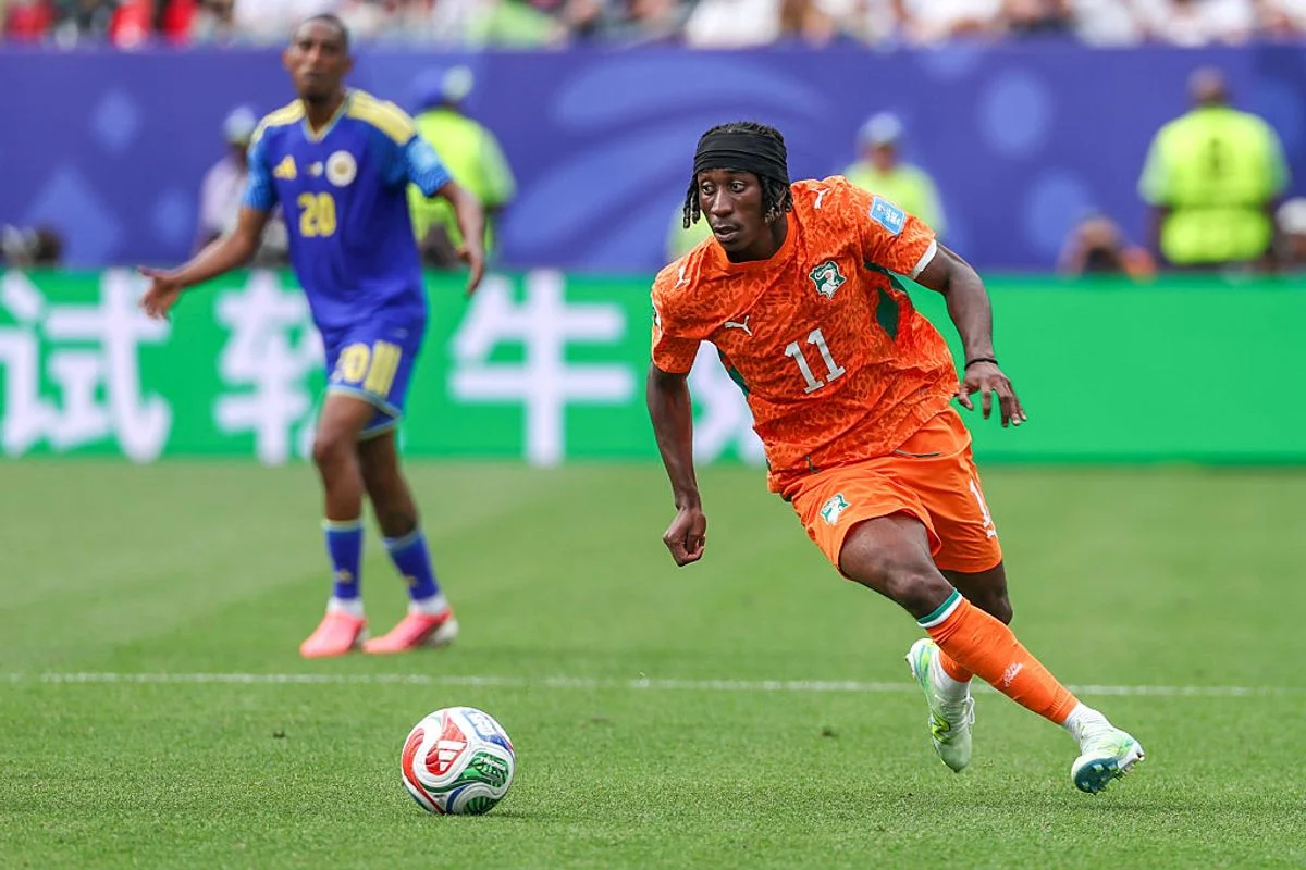 PHILADELPHIA, PENNSYLVANIA - JUNE 25: Yan Diomande #11 of Côte d'Ivoire dribbles the ball during the FIFA World Cup 2026 Group E match against Curacao at Philadelphia Stadium on June 25, 2026 in Philadelphia, Pennsylvania. (Photo by Roger Wimmer/ISI Photos/ISI Photos via Getty Images)